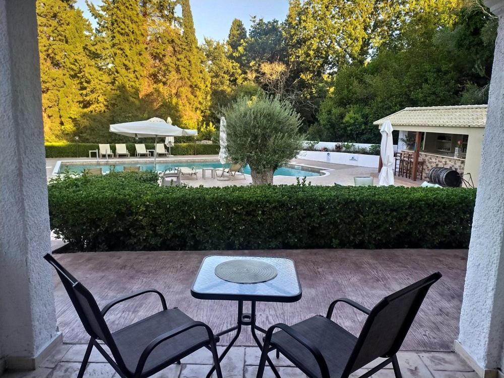 Summer Wine Friendly Resort Ípszosz Kültér fotó